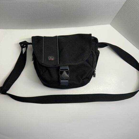 Tamrac Rally 2 3442 Padded D-SLR Camera Bag, 2 Lens, Zipper Front Pocket - Picture 1 of 11